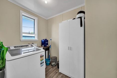 Photo of property in 4 Lydford Place, Spotswood, New Plymouth, 4310