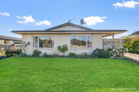 Photo of property in 96 Gladstone Terrace, Gladstone, Invercargill, 9810