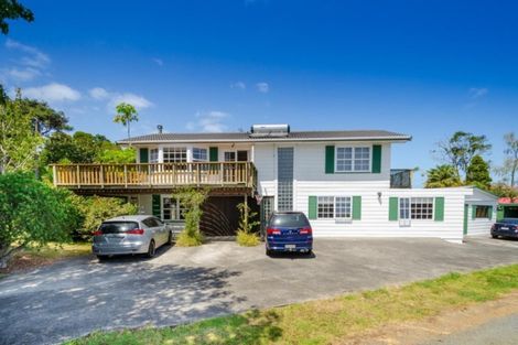 Photo of property in 18 Mcentee Road, Waitakere, Auckland, 0816
