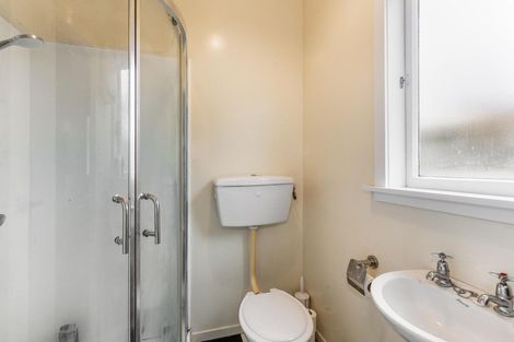 Photo of property in 1 Derby Place, Cannons Creek, Porirua, 5024