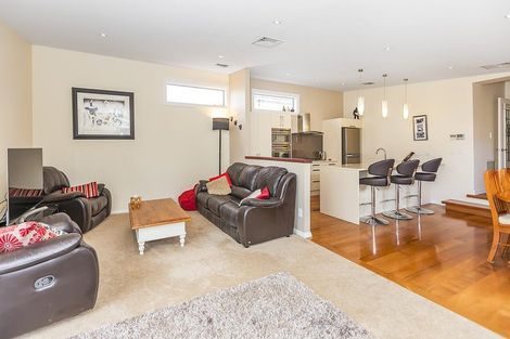 Photo of property in 10 Queen Street, Petone, Lower Hutt, 5012