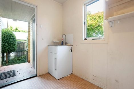 Photo of property in 18 Tamihana Avenue, Fairfield, Hamilton, 3214