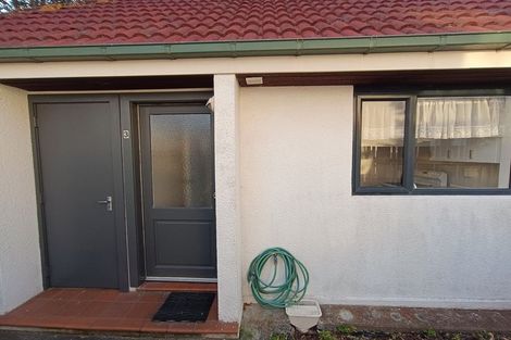 Photo of property in 3/990 High Street, Avalon, Lower Hutt, 5011