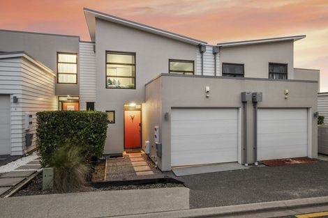 Photo of property in 9/40 Scarlet Oak Drive, Schnapper Rock, Auckland, 0632