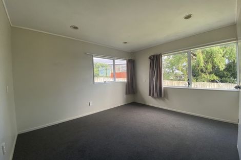 Photo of property in 2/8 Raines Avenue, Forrest Hill, Auckland, 0620