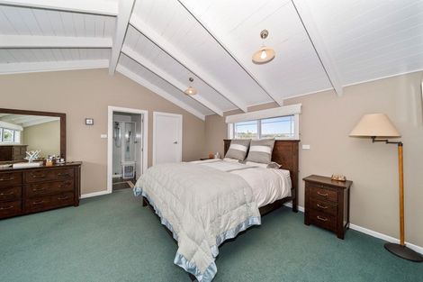 Photo of property in 231 Saint Aubyn Street, New Plymouth, 4310