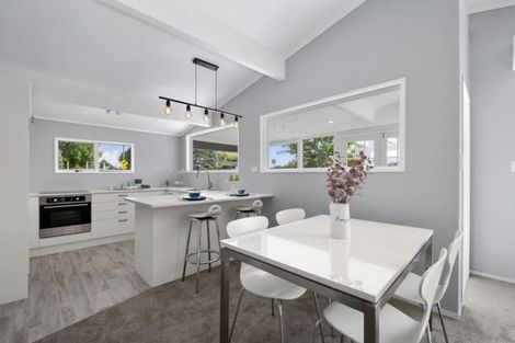 Photo of property in 62 Richmond Avenue, Richmond Heights, Taupo, 3330