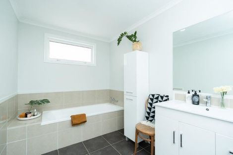 Photo of property in 6 Miro Street, Maeroa, Hamilton, 3200