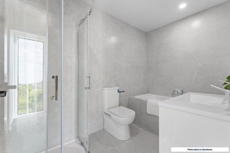 Photo of property in 5/18 Hetherington Road, Ranui, Auckland, 0612