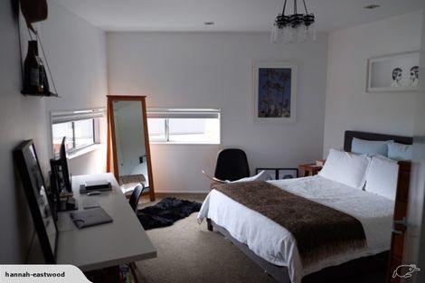 Photo of property in 11/2 Onslow Road, Khandallah, Wellington, 6035