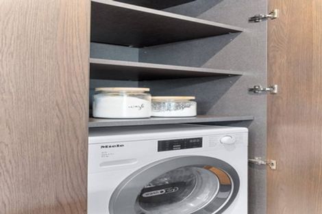 Photo of property in 30 Kingfisher Grove, Greenhithe, Auckland, 0632