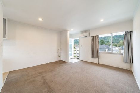 Photo of property in 43 Merton Street, Trentham, Upper Hutt, 5018