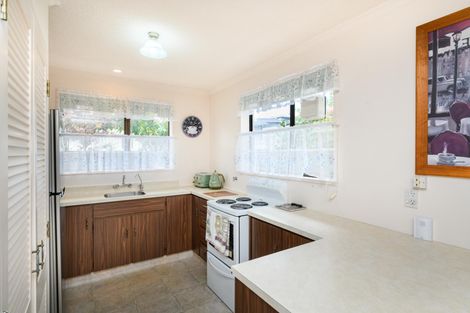 Photo of property in 4/64 Albert Street, Palmerston North, 4414