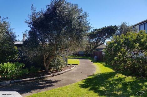 Photo of property in 3 Cordyline Road, Port Waikato, Tuakau, 2695