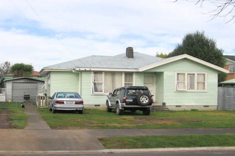 Photo of property in 15 English Street, St Andrews, Hamilton, 3200