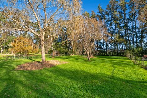 Photo of property in 2312 State Highway 16, Helensville, 0875