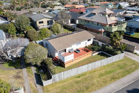 Photo of property in 200 Dickson Road, Papamoa Beach, Papamoa, 3118