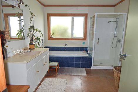 Photo of property in 424b Waimate North Road, Kerikeri, 0293