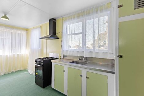 Photo of property in 172 Puriri Street, Castlecliff, Whanganui, 4501