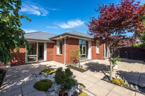 Photo of property in 6a Lake Terrace Road, Burwood, Christchurch, 8061