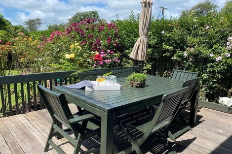 Photo of property in 248 Te Moana Road, Waikanae, 5036