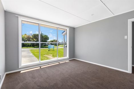 Photo of property in 31 Whanga Crescent, Titahi Bay, Porirua, 5022