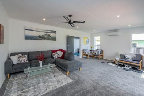 Photo of property in 620 Queen Street East, Levin, 5510