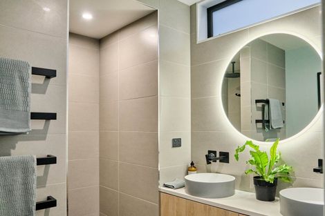 Photo of property in 126a Nicholson Road, Khandallah, Wellington, 6035