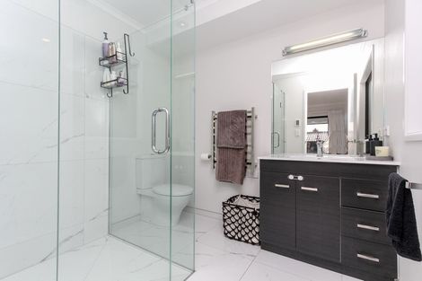 Photo of property in 36 Fernbrook Drive, Hurworth, New Plymouth, 4310