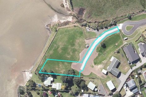 Photo of property in 21 Goble Road, Clarks Beach, 2679