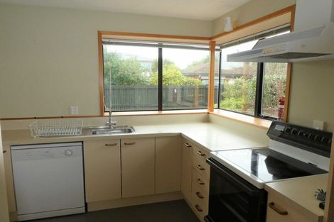 Photo of property in 2/32 Hanrahan Street, Upper Riccarton, Christchurch, 8041