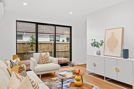 Photo of property in 4/70 Isleworth Road, Bishopdale, Christchurch, 8053