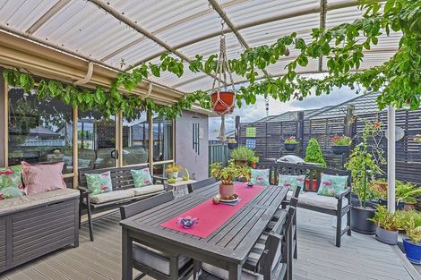 Photo of property in 9 Russell Robertson Drive, Havelock North, 4130