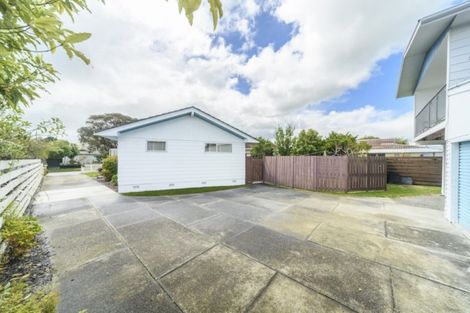 Photo of property in 24 Paradise Place, Milson, Palmerston North, 4414