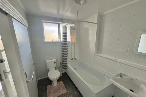 Photo of property in 46 Awamutu Grove, Waiwhetu, Lower Hutt, 5010