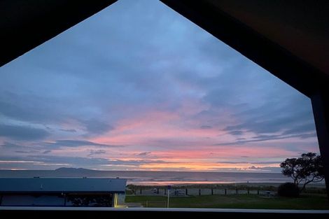 Photo of property in 10b Beach Road, Waihi Beach, 3611