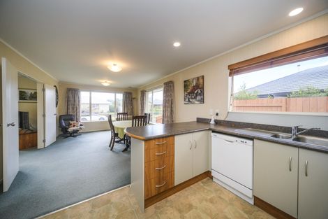 Photo of property in 22 Meridian Grove, Kelvin Grove, Palmerston North, 4414