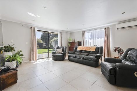 Photo of property in 107 High Street, Oxford, 7430