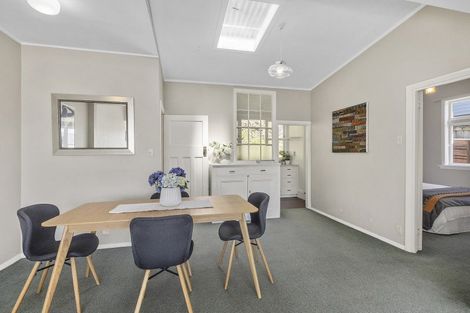 Photo of property in 135 Marine Parade, Seatoun, Wellington, 6022