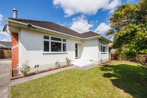 Photo of property in 11 Moore Street, West End, Palmerston North, 4412