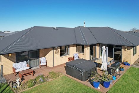 Photo of property in 14 Mcmullan Place, Oamaru North, Oamaru, 9400