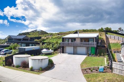 Photo of property in 32 Northcoast Place, Mangawhai Heads, Mangawhai, 0505