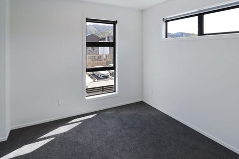 Photo of property in 10 Te Ara O Papatahi, Wainuiomata, Lower Hutt, 5014