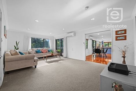 Photo of property in 4 Janome Place, Bucklands Beach, Auckland, 2014