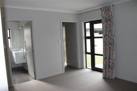 Photo of property in 2 Beamish Street, Frimley, Hastings, 4120