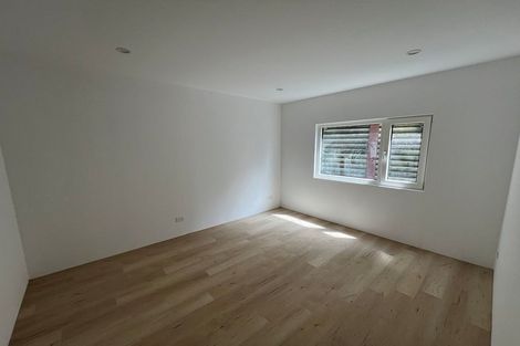 Photo of property in 12 Frankley Road, Westown, New Plymouth, 4310