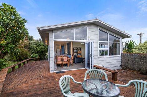 Photo of property in 32 Gillies Avenue, Taupo, 3330