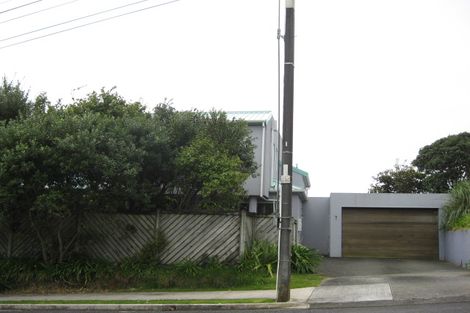 Photo of property in 7 Wairau Road, Oakura, 4314