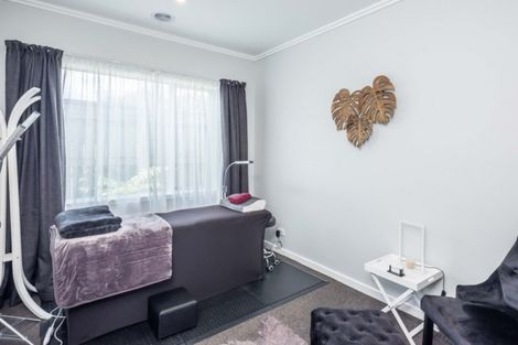 Photo of property in 316a Te Moana Road, Waikanae, 5036