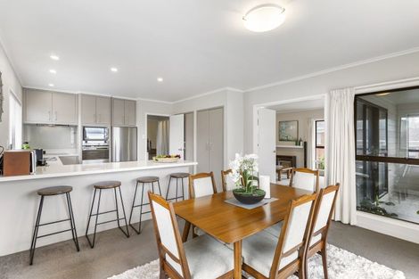 Photo of property in 1/15 Quebec Road, Milford, Auckland, 0620